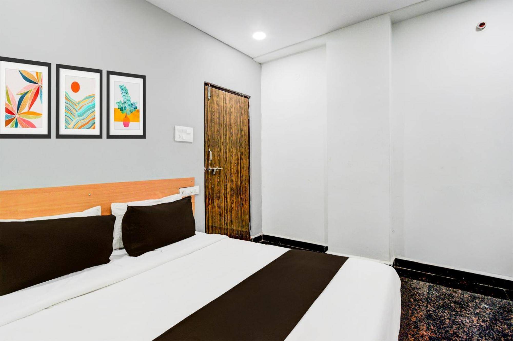 Super Hotel O Malkajgiri Maula Ali 외부 사진